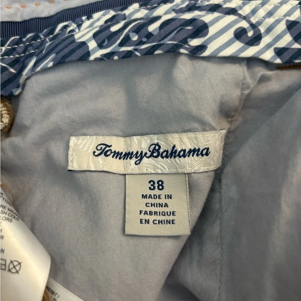 TOMMY BAHAMA • Men’s Tan Silk Chino Casual Shorts Size 38